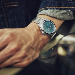 SPB503J1_Wristshot-2-_1x1