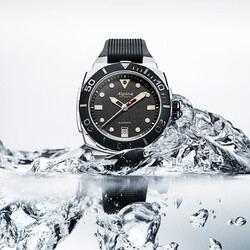 2025_Alpina-Watches_Seastrong-Diver-Automatic_01_AL-525B3VE6_1080X1080