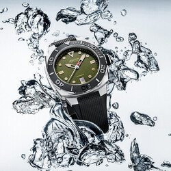 2025_Alpina-Watches_Seastrong-Diver-Automatic_03_AL-525K3VE6_1080X1080