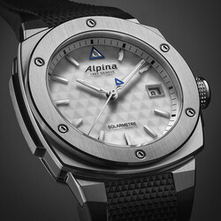 2026_FrederiqueConstant_Alpiner_Extreme_Solarmetre_noir_AL-140W3AE6