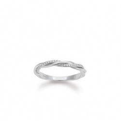 ring-s4972APR9cqx8zP4EL