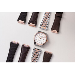 Frederique_Constant_FC-303V4NH2B_Straps_Photo-C-Eric_Rossier_HD