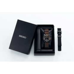 Seiko-Prospex-SPB255J1-Black-Series-Limited-Edition-box