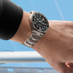 M042-430-44-051-00_OceanStar200CTitanium_PR6