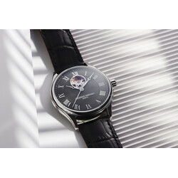 2022_Frederique_Constant_FC-310MCK5B6_Classics_Heart_Beat_Automatic_Detail_1_Photo-c-Eric_Rossier_HD