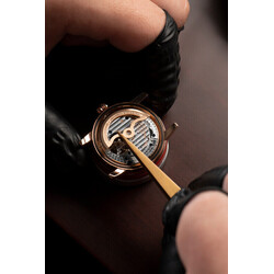 2022_Frederique_Constant_FC-930EM3H9_Classics_Heart_Beat_Manufacture_Photo-c-Eric_Rossier_Workshop_4_HD