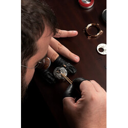 2022_Frederique_Constant_FC-930EM3H9_Classics_Heart_Beat_Manufacture_Photo-c-Eric_Rossier_Workshop_6_HD