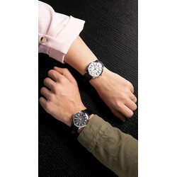 2023_Frederique_Constant_Classics_Premiere_FC-301DGR3B6_FC-301MPWD3B6_-EricRossier_Story_03a