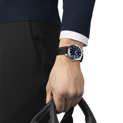 G9_T127_407_16_041_01_WRIST