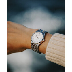 2023_Frederique_Constant_2023_Frederique_Constant_-Highlife_Ladies_Automatic_FC-303MPW2NH6B_Feed_02a