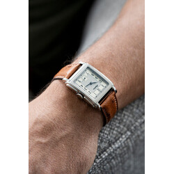 2023_Alpina_Heritage_Carree_Automatic_140_Years_AL-530SAC3C6_Photo-c-Renaud_Castillo_2