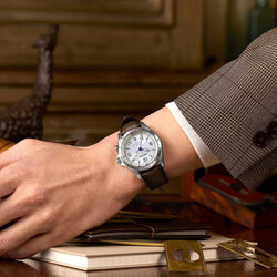 mann-uhr-prospex-automatik-alpinist-weisses-zifferblatt-zeiger-GMT_wrist