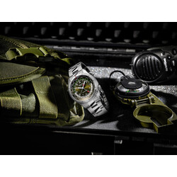 2023_Alpina_Startimer_Pilot_Quartz_Worldtimer_AL-255GR4S26B_PR