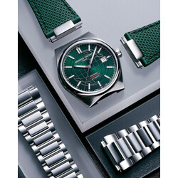 2023_Frederique_Constant_Highlife_Automatic_COSC_FC-303G3NH6B_Feed_04-18-36-10