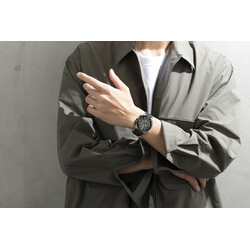 300dpi_SSH139J1_wristshot_02