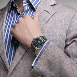 2024_Frederique_Constant_Classic_Moonphase_Date_Manufacture_09_FC-716N3H6_Image_1080X1080