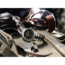 2022_Alpina_Startimer_Pilot_Automatic_AL-525BW4S26B_PR_SD