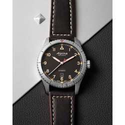 2023_Alpina_Watches_Startimer_Pilot_Automatic_AL-525BBG4S26_Feed_04