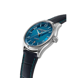 2024_Frederique_Constant_Press_Kit_Classics_Runabout_AutomaticcW2yAzzTUIg1w