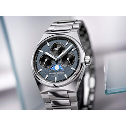 Frederique_Constant_Highlife_Perpetual_Calendar_Manufacture_FC-775G4NH6B_Detail