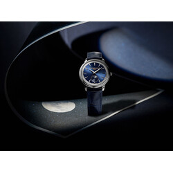 2024_Frederique_Constant_Classics_Moneta_MoonphaseS5QQD2KCU2zuu