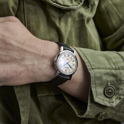 2024_Alpina_Watches_Heritage_Automatic_04_AL-520BG3SH6_Image_1080X1080