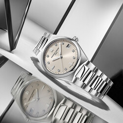 2024_Frederique_Constant_Highlife-Ladies-Quartz_11_FC-240BGD2NH6B_Image_1080X1080