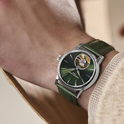 2025_Frederique_Constant_Classic_Tourbillon_Manufacture_03_FC-980GR3H6_Image_1080X1080