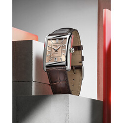 2025_Frederique-Constant_Classics-Carree-Automatic_02_FC-303SAL4C6_Image_1080X1350