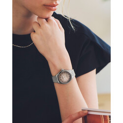 300dpi_SPB523J1_Wristshot-4x5
