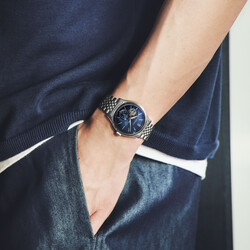 300dpi_SPB527J1_Wristshot-1-_1x1